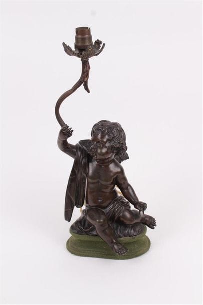 SUJET en bronze à patine médaille figurant...