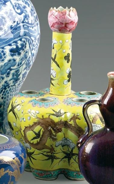 Chine Epoque XIXe siècle
Tulipier en porcelaine...