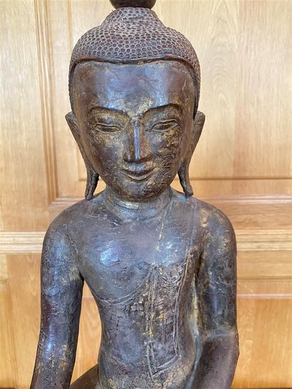 BIRMANIE - XIXème siècle

Bouddha assis 

Bois...