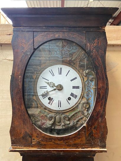 HORLOGE comtoise, la caisse en bois peint...