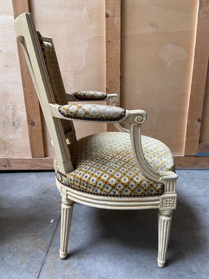 ENSEMBLE de deux fauteuils:

-Le premier...