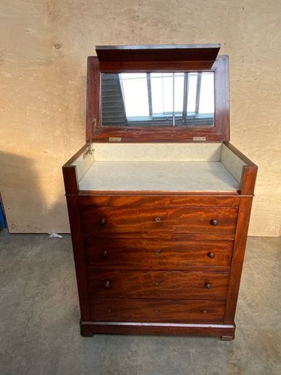 COMMODE de toilette en bois de placage, le...