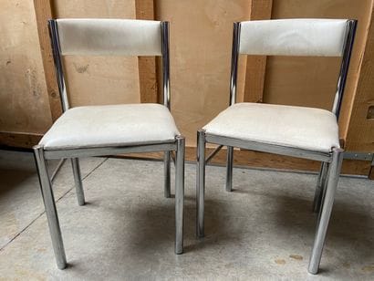 PAIRE DE CHAISES, la strcuture tubulaire...