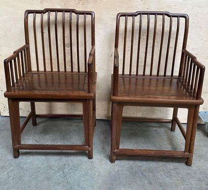 CHINE - XIXème siècle

Paire de fauteuils...