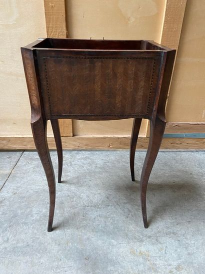PETITE TABLE pouvant former jardinière en...