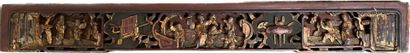 CHINE
Panneau en bois sculpté et laqué à...