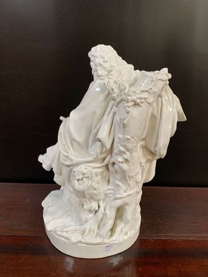 PARIS
Figure en porcelaine de la série des...