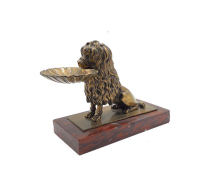 Caniche formant vide-poche en bronze doré...