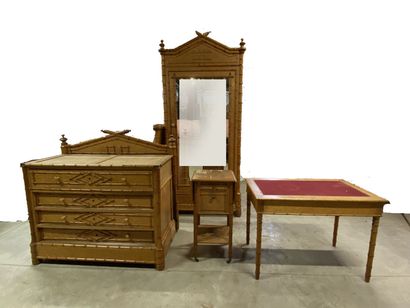 Mobilier de chambre à coucher en bois à imitation...