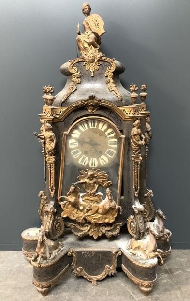 Grand cartel en marqueterie de style Boulle...