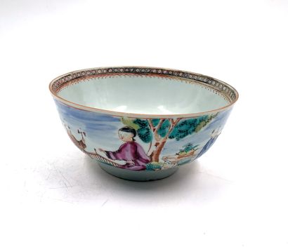 CHINE, XVIIIe siècle 
Sorbet en porcelaine...