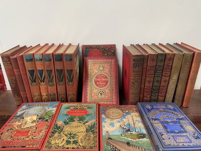 Important lot of volumes including Jules...
