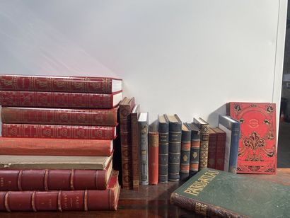Important lot of volumes on the theme of...