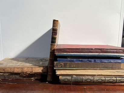 Lot of volumes presenting architectural views,...