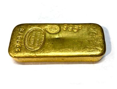 One gold ingot, gross weight 1000 g, fine...