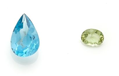 ENSEMBLE de pierres gemmes (améthyste, rhodolites,...