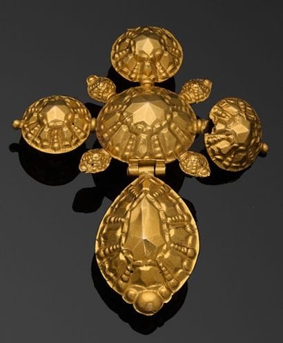 CROIX bosse normande en or jaune 750 millièmes...