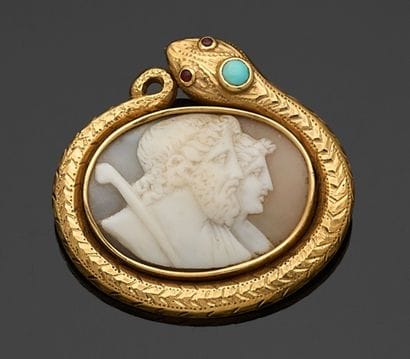 BROCHE en or jaune 750 millièmes gravé figurant...