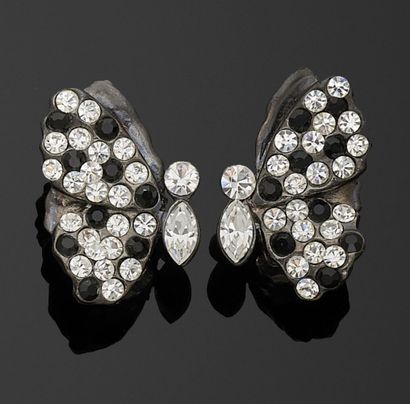 LORENZ PARIS
Paire de boucles d'oreilles...