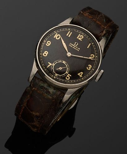 OMEGA
CIRCA 1938
Montre bracelet militaire...