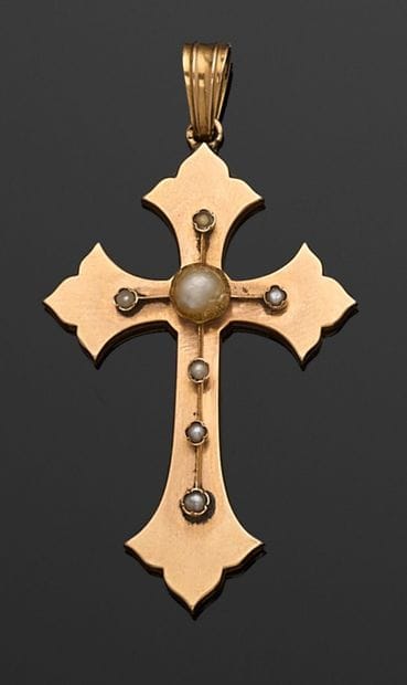 PENDENTIF croix en or jaune 750 millièmes...