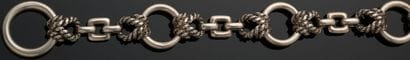 HERMES
Bracelet articulé en argent 800 millièmes,...