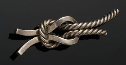 HERMES
Clip de revers en argent 800 millièmes...