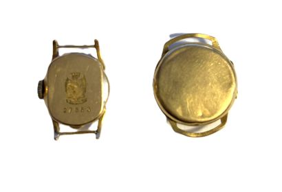 DEUX BOITES de montre en or jaune 750 millièmes,...