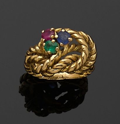 BAGUE en or jaune 750 millièmes entièrement...