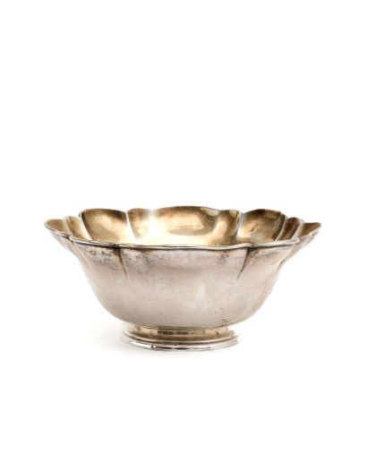 CUP on pedestal in silver 800 thousandths,...