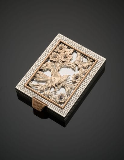 BOUCHERON PARIS
Set in silver 800 thousandths...