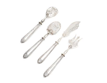 Mignardises/bonbons set in silver 800 thousandths...