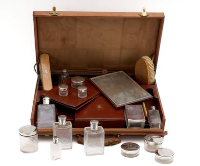 Art Deco travel set, engraved with a monogram,...