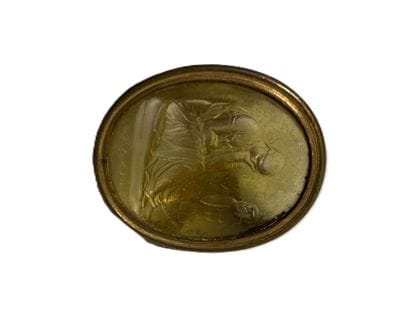 SET including :
- an 800 thousandths silver...