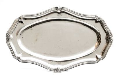 Oval silver platter, 925 thousandths, the...