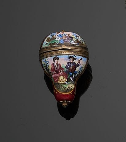800 thousandth silver pear-shaped PENDENTIF/Vinaigrette,...