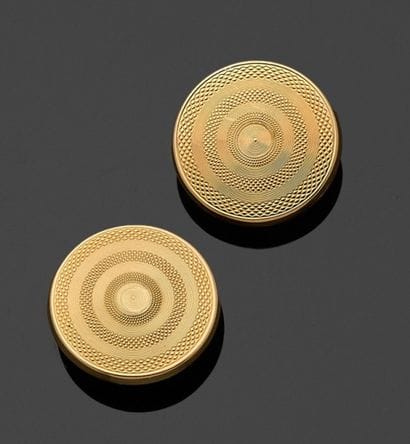 Pair of round neck studs in fully engraved...