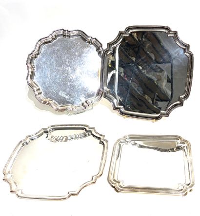 silver-plated metal set including :
- a pair...