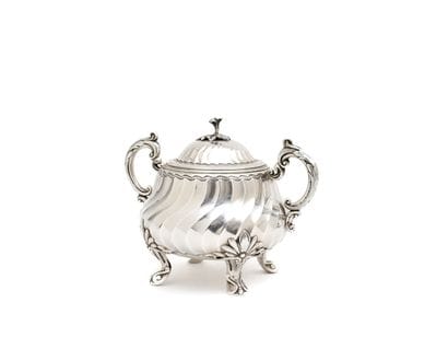 Covered SUCRIER with twisted ribs, in silver...
