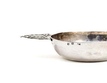 Silver ECUELLE, the ears applied with palmettes,...