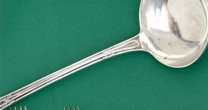 925-thousandth silver LOUCHE, filet ribbon...