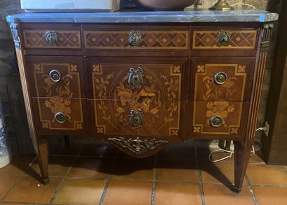 WOODEN VENEER COMMODE with inlaid music trophy...