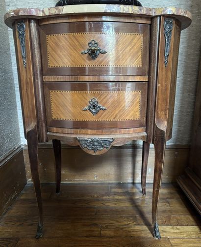 WOODEN SAUTE COMMODE with inlaid frieze decoration,...