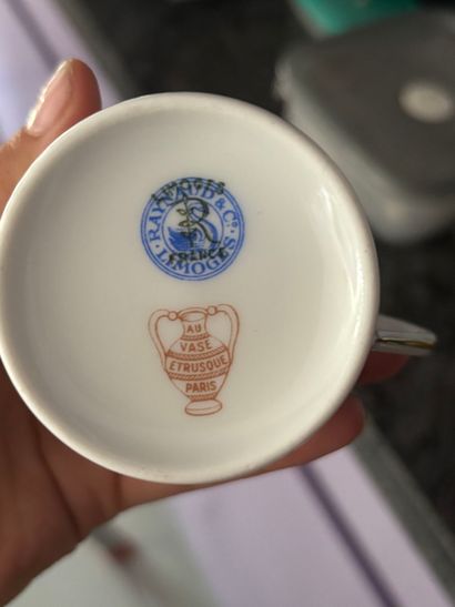 LIMOGES (France) and VARIOUS
Eight porcelain...