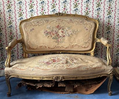 LIVING ROOM FURNITURE comprising four armchairs...