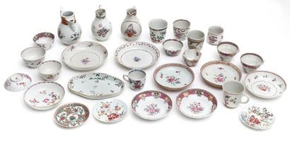China
Porcelain set with polychrome decoration...