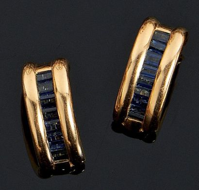 Paire de clips d'oreille demi-cercle, en...