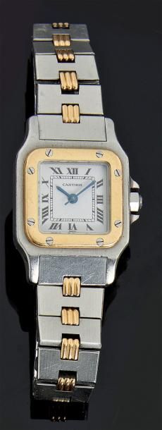 Montre bracelet de dame, carrée, en acier...