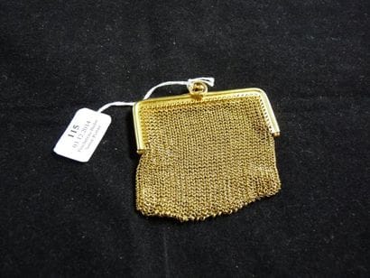 BOURSE cotte de mailles en or jaune 18 k....