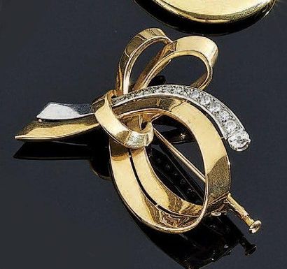 BROCHE 